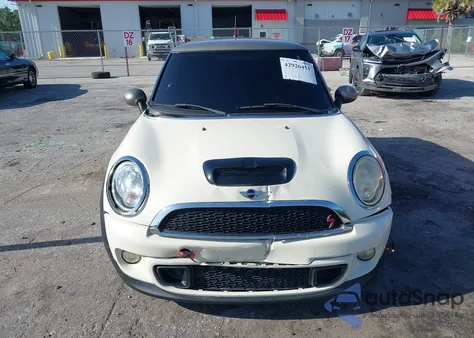 2013 Mini Cooper Cooper S z USA, uszkodzony, nr VIN WMWSV3C51DT393110